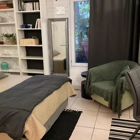Maisonnette Bed & Breakfast Nantes